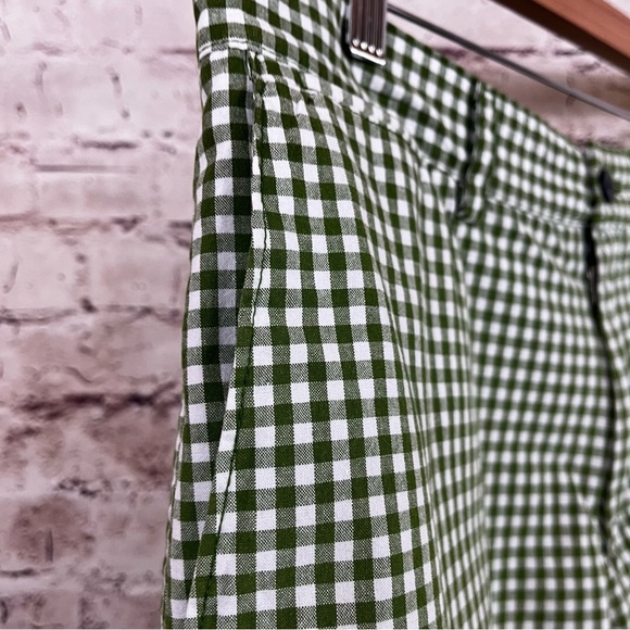 Banana Republic Green Check Flat Front Chino Shorts - Picture 2 of 8